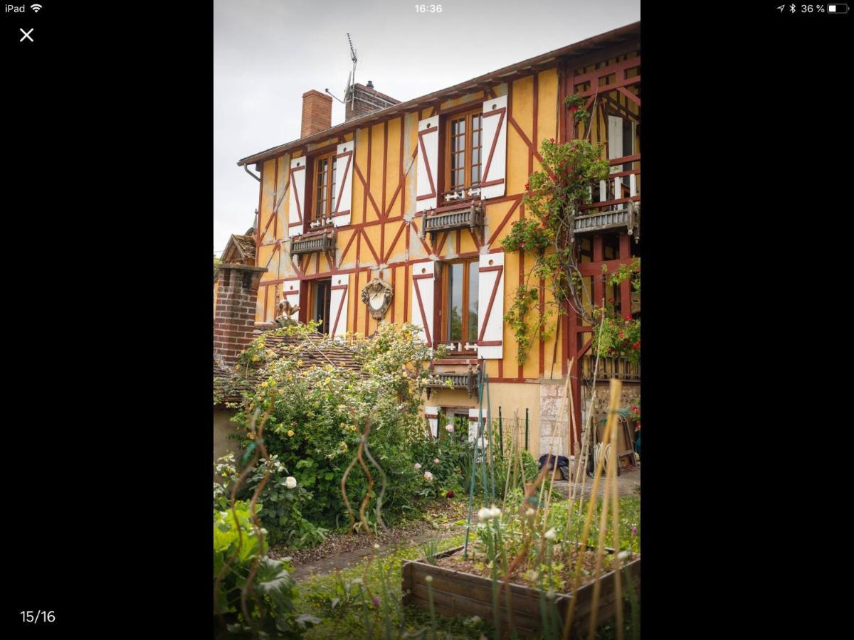 Bed and Breakfast Les Papouz Gommecourt Exterior foto